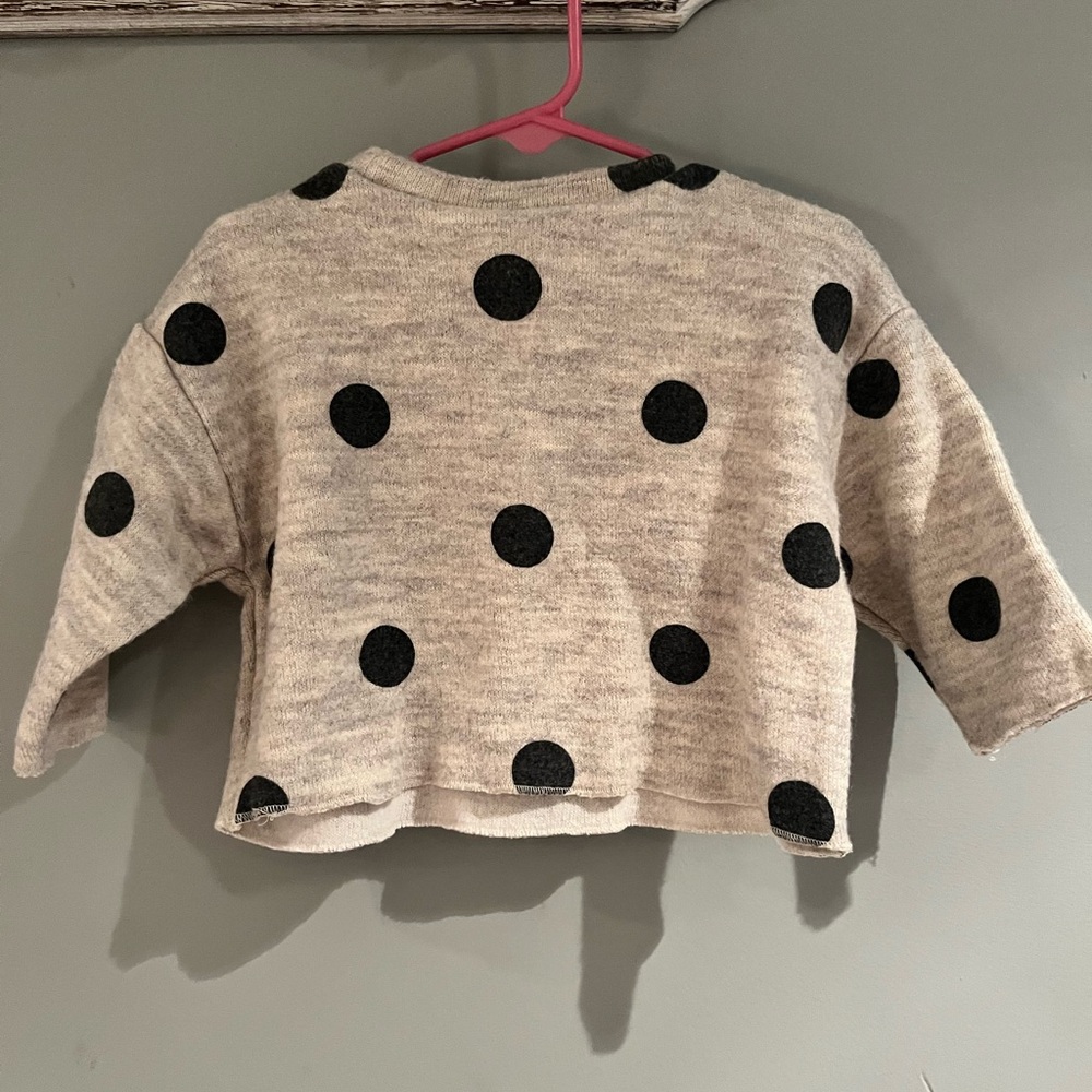 Zara size 3-6 months polka dot sweater